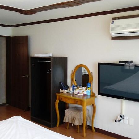 Jeju Sea-Port Pension Екстериор снимка