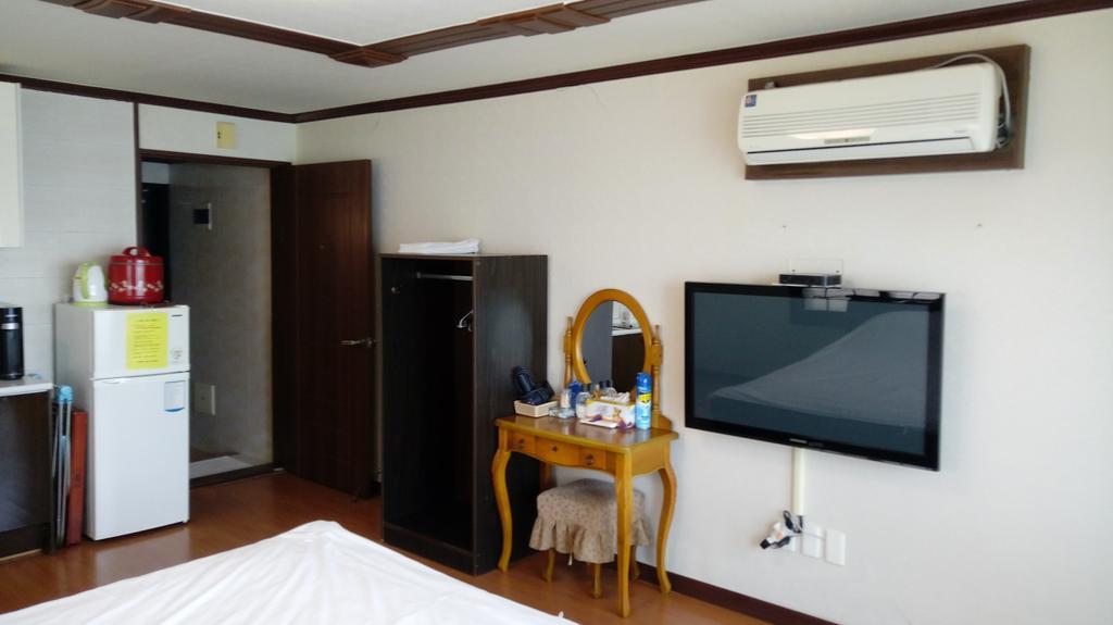 Jeju Sea-Port Pension Екстериор снимка